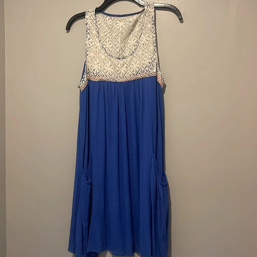 Umgee Lace Cream & Blue boho stye short dress with pockets - Picture 5 of 10